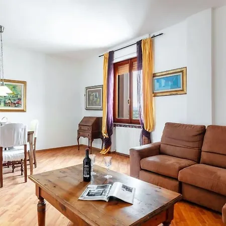 Apartment Vintage Art -center Of Olbia-